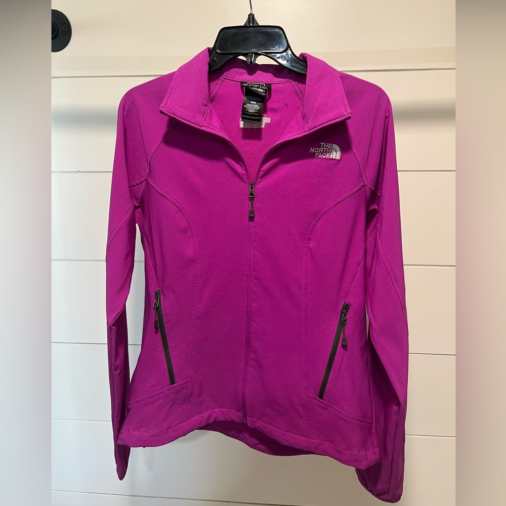 The North Face women’s light jacket, magent